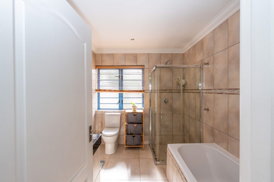 3 Bedroom Property for Sale in Blue Lagoon Western Cape